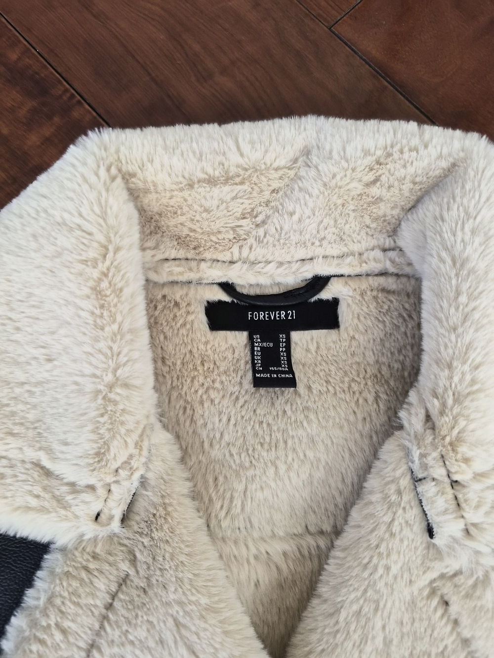 Forever 21 Cropped Faux Fur Moto Jacket Black/Cream XS - Picture 4 of 14
